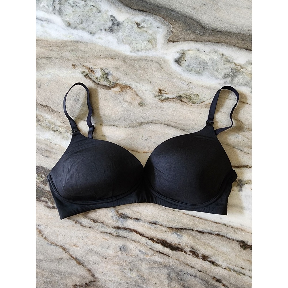 GapBody Maternity Nursing Bra Black Wireless Padded Size M Hook Eye Closure